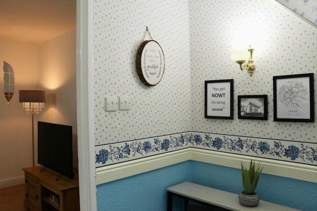 Lovely Staycation With Family Free Parking & Wifi Лидс Экстерьер фото